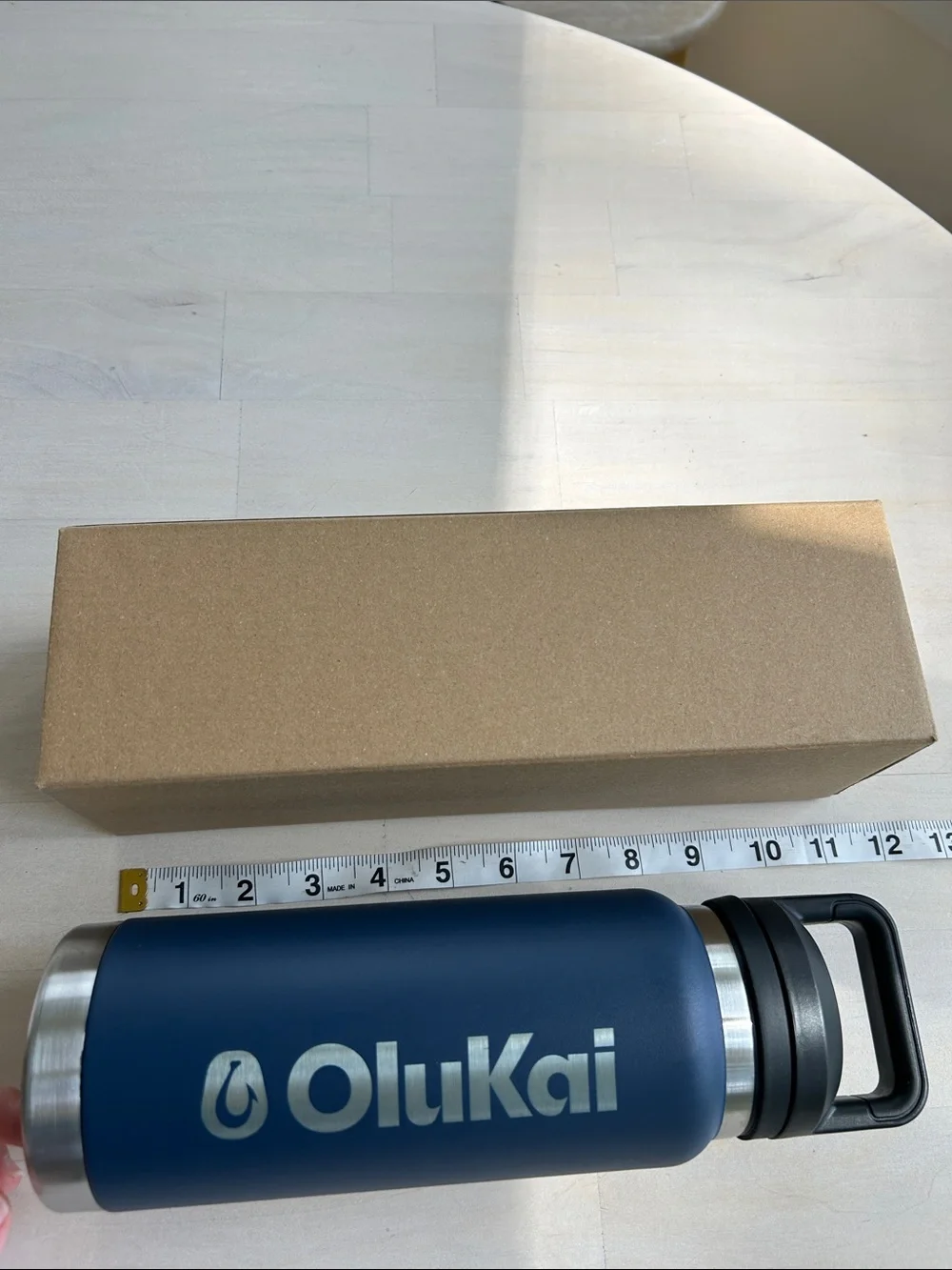 NEW Stainless Olukai 28 oz Water Bottle - Picture 5 of 8
